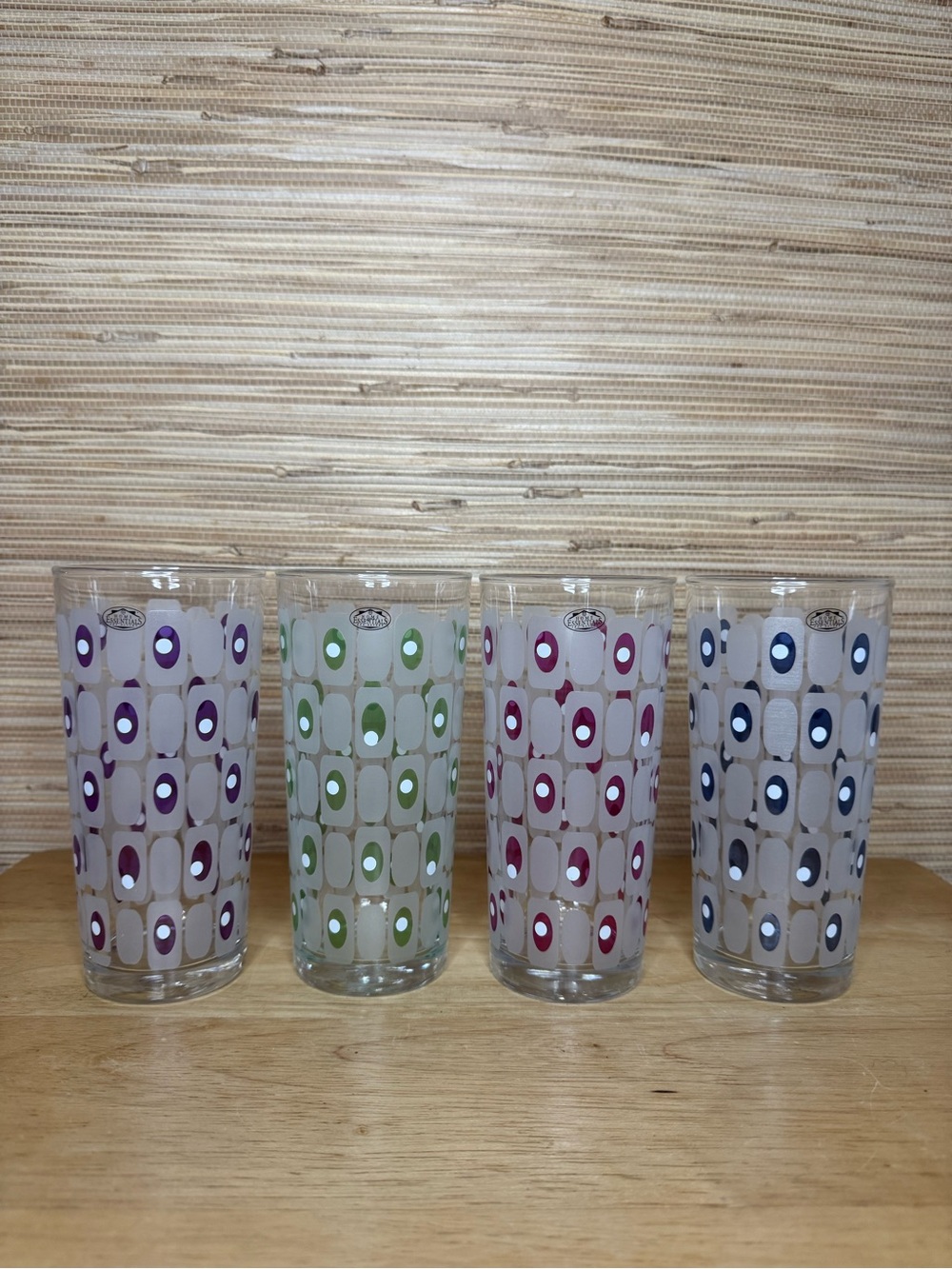 Home Essentials “Retroware” Glass Set of 4